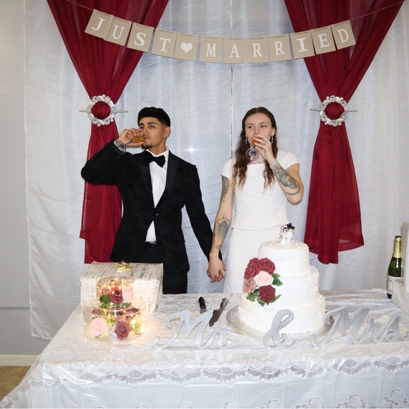 Meet your Posher, Shelby - Picture 2 of 4